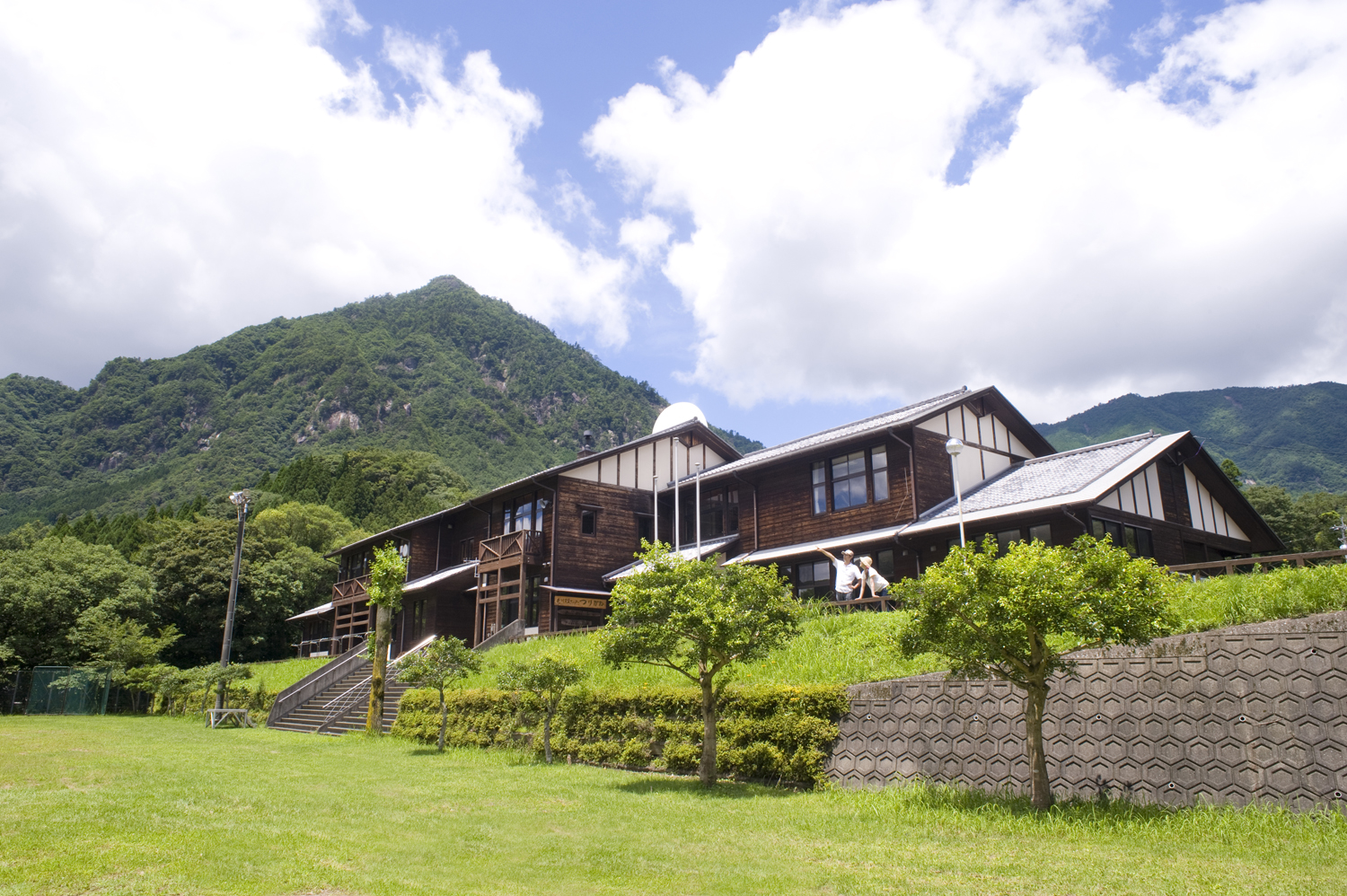 鹿川地区交流センター「つりがね」